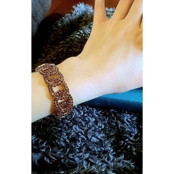 Ladies Elegant Bracelet - Style C - Picture 2 of 9